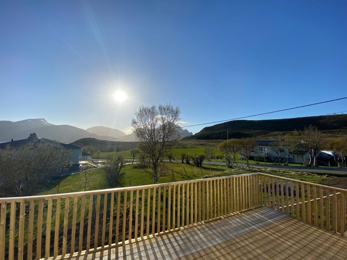 Villa Med Jacuzzi Og Nydelig Utsikt Gravdal  Exterior foto